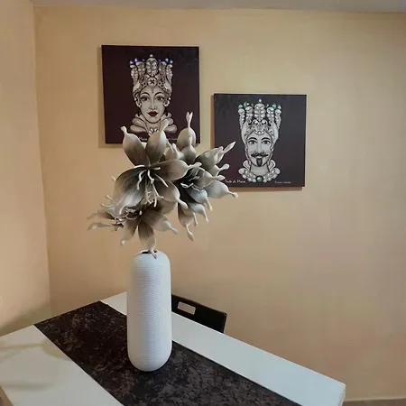 La Claudette 2 Apartamento *